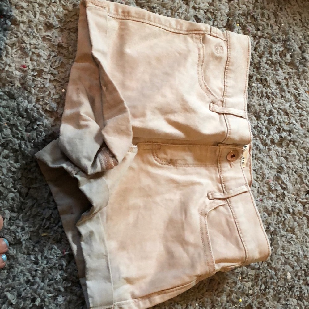 Tan Abercrombie girls shorts
